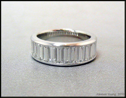 Unveiling Burlington's Independent Jewelry Stores: A Vermont Engagement Ring Qualifications Comparison Guide