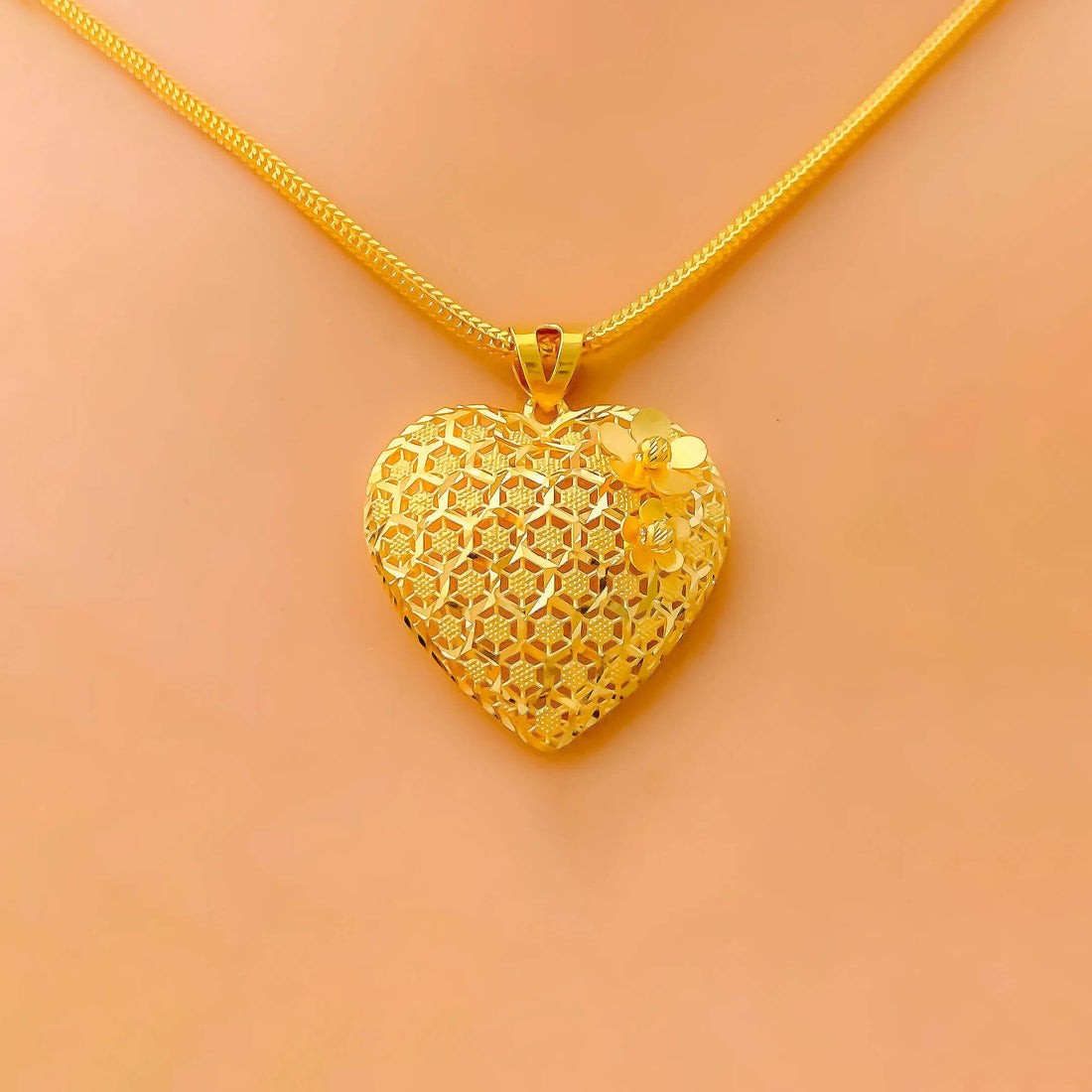 Heart Necklace Gold